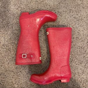 Hunter girls’ pink sparkle rain boots